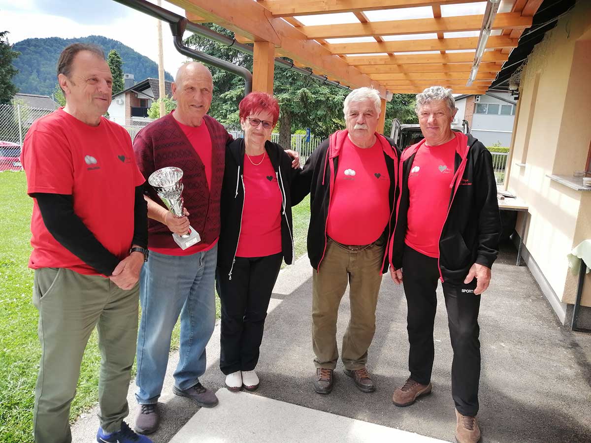 Tekmovanje v balinanju med KS